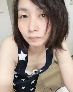 Aカップです熟女まゆか