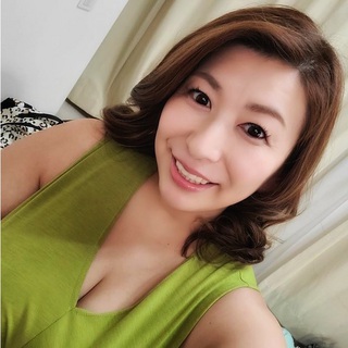【取締役夫人】智子
