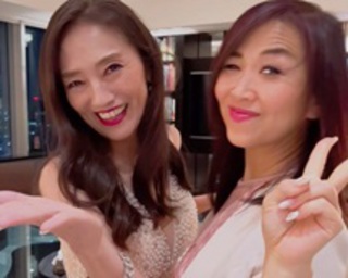 ３Pを望む熟女二人