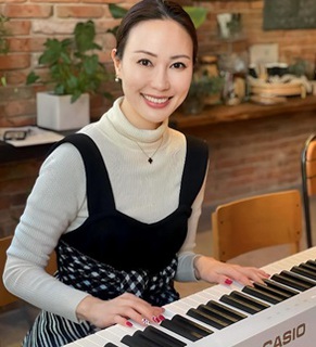 ゴックン美人教師・令子